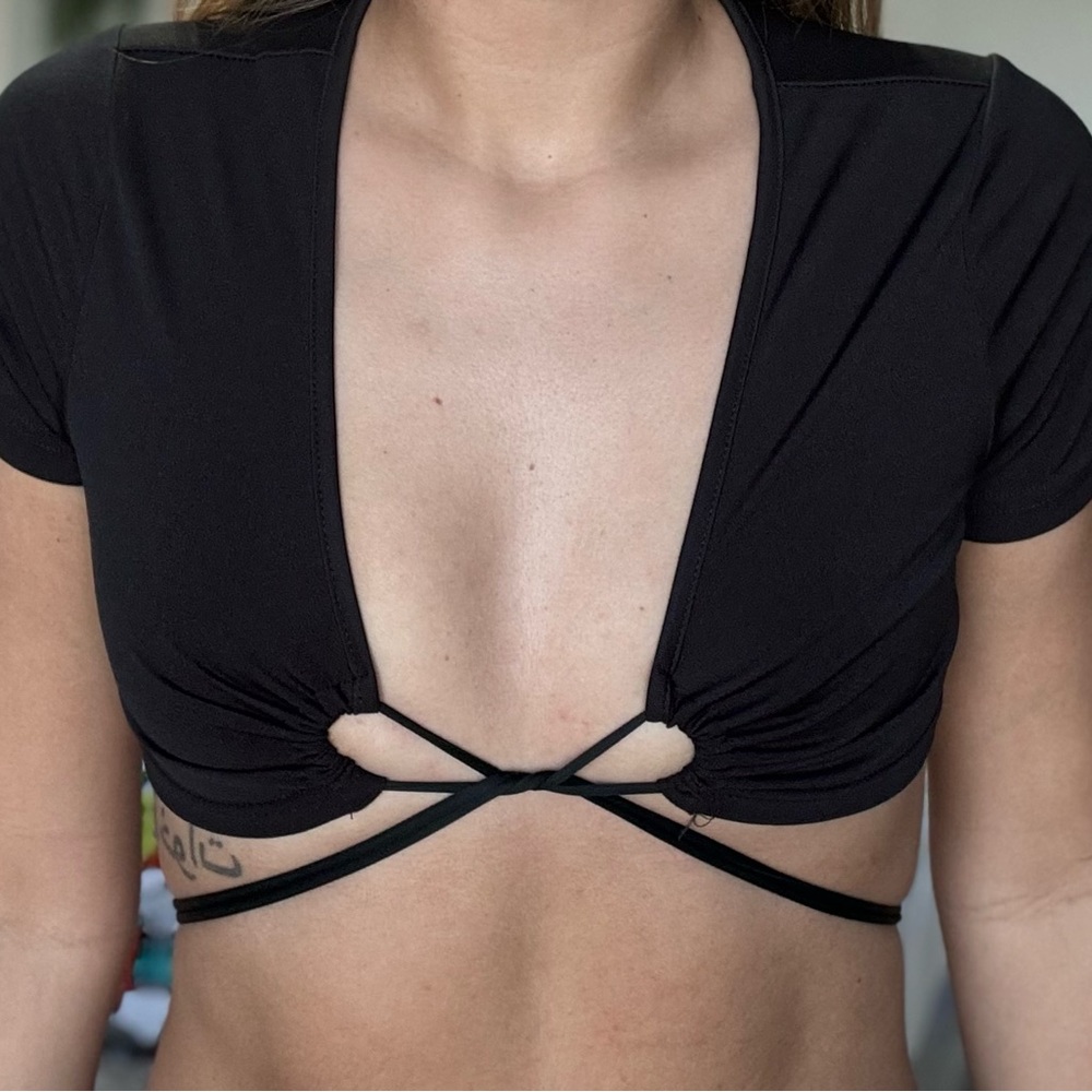 Front criss cross crop top
